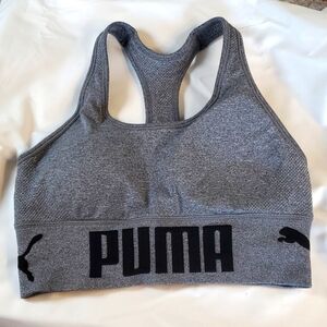 PUMA women's gray tag less sports bra. Size S/M